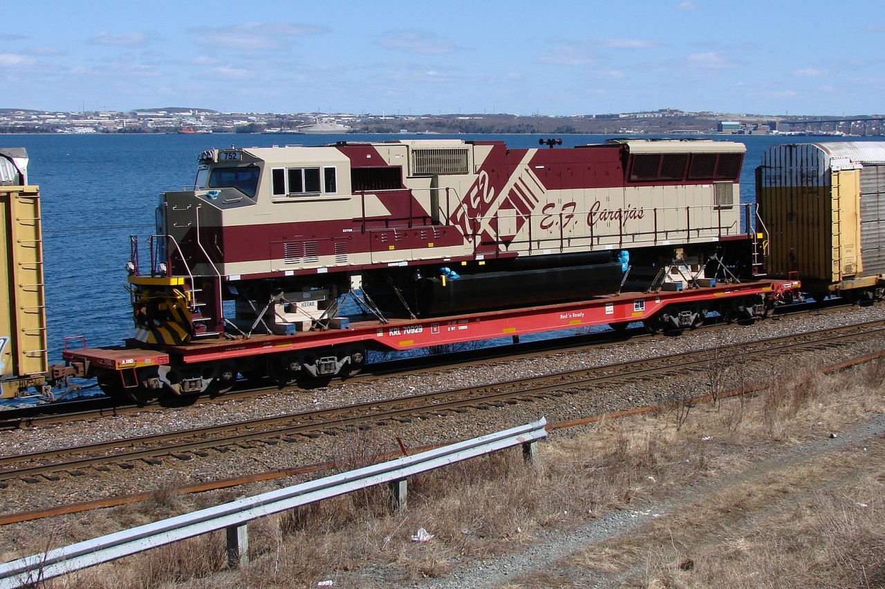 EFC SD70M 752 arrives at Halifax CN train 148.