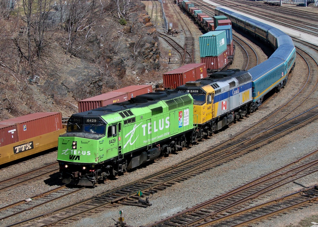 Telus painted F40PH 6029 leads the westbound Ocean out of Halifax.