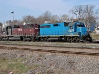 LLPX GP 38-2 2259 and HATX SD45-2 910 head north through Stellarton Yard.
