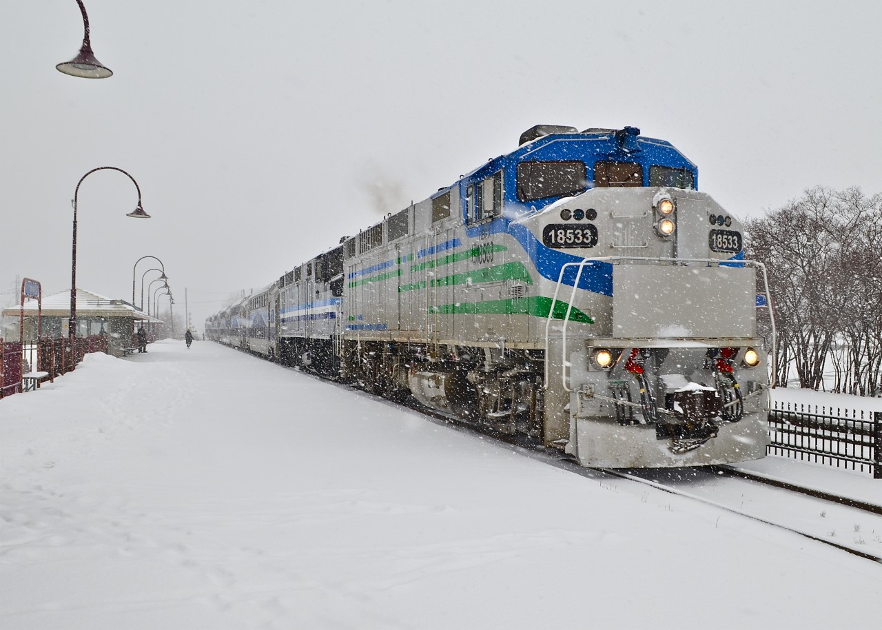 RBRX 18533 and AMT 526 stop at Dorval Station before continuing eastwards towards downtown Montreal on a snowy day. It's nearly a year later now and the lead unit is in sunny California! For more train photos, check out http://www.flickr.com/photos/mtlwestrailfan/