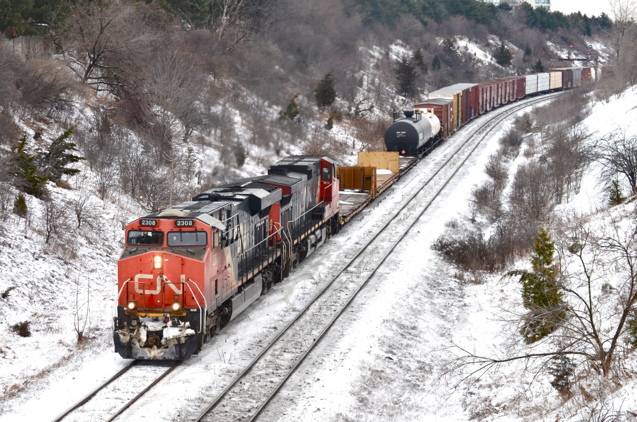 CN 2308 & CN 2575 lead a westbound over the York Sub. For more train photos, check out http://www.flickr.com/photos/mtlwestrailfan/