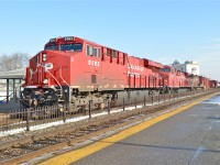 CP 119 had 3 units at the head end (CP 9362, CP 9711, CP 9626) and a rear DPU (CP 9588) and was one massive train. CP 9711 is a AC4400CW that was refurbished and repainted last year. For more train photos, click <a href=http://www.flickr.com/photos/mtlwestrailfan/>here.</a>