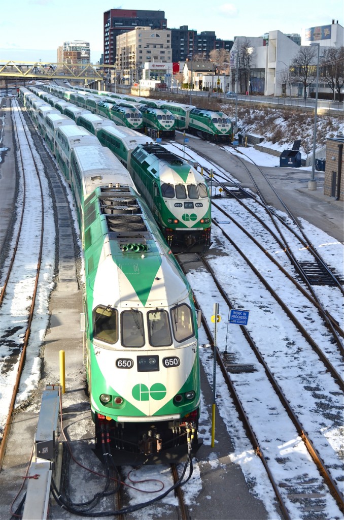 GOT 650 & GOT 609 are the two closest MP40's as 5 trains layover between rush hours at North Bathurst Yard on a frigid morning. For more train photos, click here.