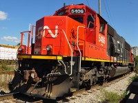 CN 5406 pulling some freight cars to the SRY Yard.