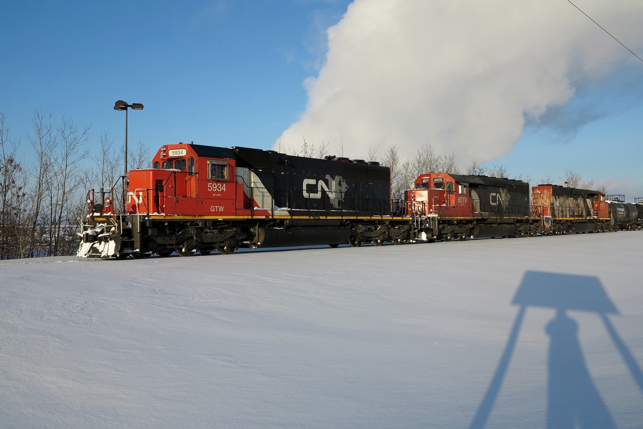 GTW SD40-2 5934, SD40u 6019 and SD40-2(W) 5270 travel west on the Fort Saskatchewan Industrial Lead.