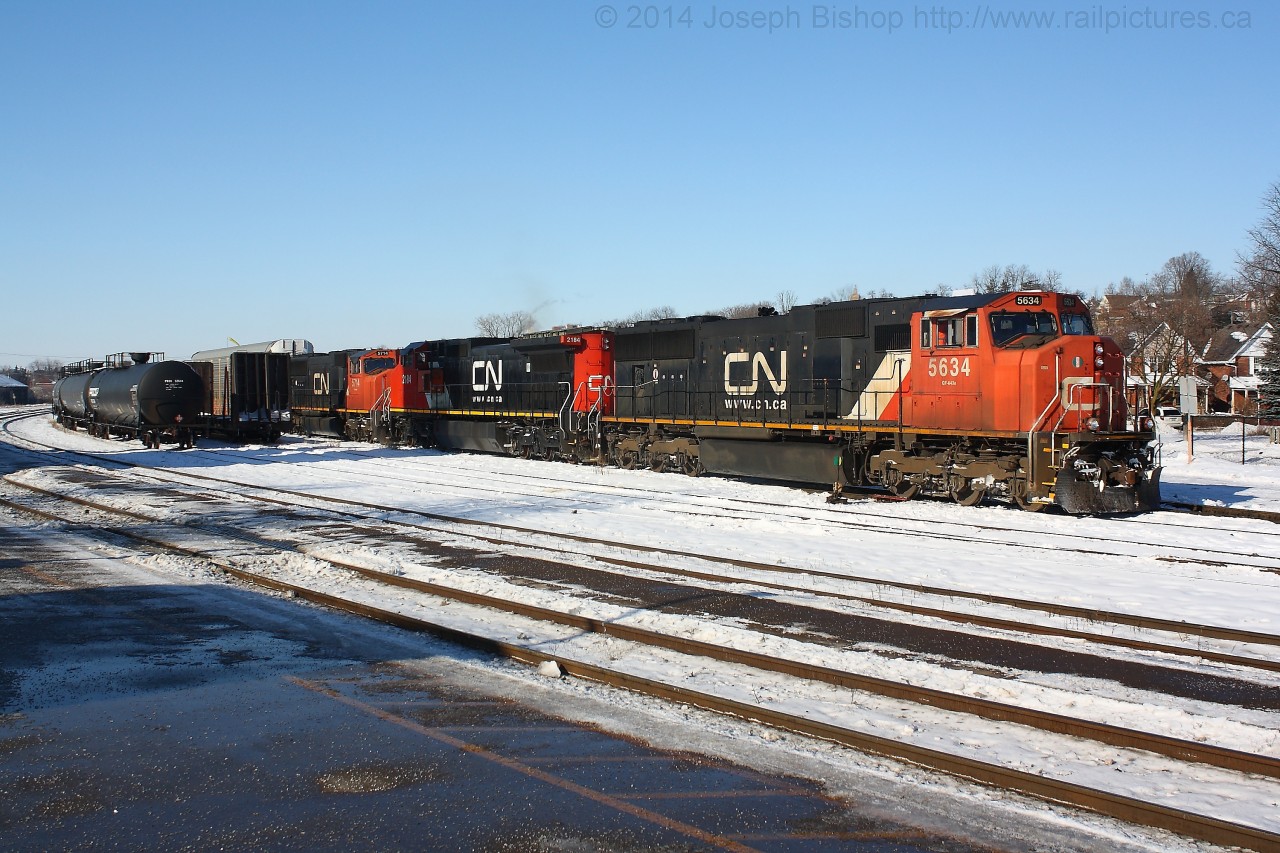 Seems everything was a little late yesterday.  Pictured we see 396 making a 13 car lift in the yard at Brantford after setting off 35 that the SOR would lift shortly after.