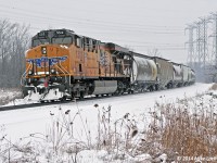 UP 5312 brings up the rear of CP train 118 passing the Cherrywood siding, making for an all Union Pacific, 1+1 set of power on this train. 1610hrs.