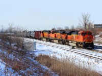 I was surprised to hear that CN U710 had 3 BNSFs again so as soon as I heard that it was on it's way, I headed out to Snider. When I arrived, I met Cameron Applegath there and not soon after, CN U710 comes into sight.