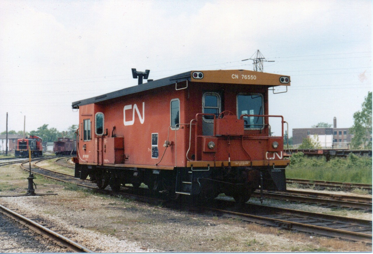 CN 76550 Transfer Caboose iin the Merriton Yards