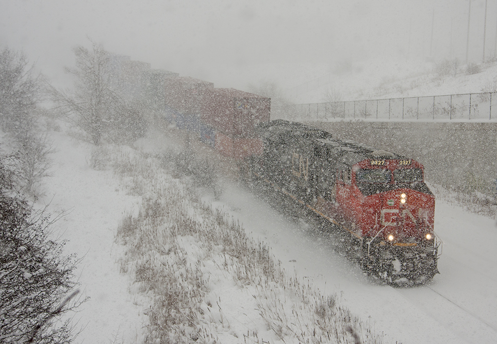 Q112 crawls through Knuckle Alley making its way to BIT.