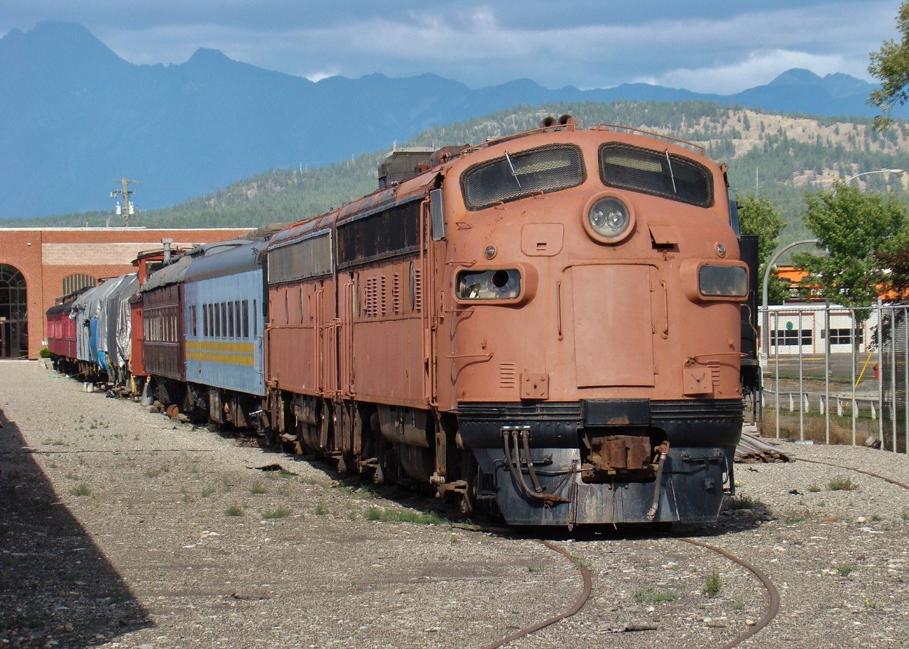 Former VIA FP9 6557 and F9B 6651 stored at The Canadian Museum of Rail Travel in Cranbrook.