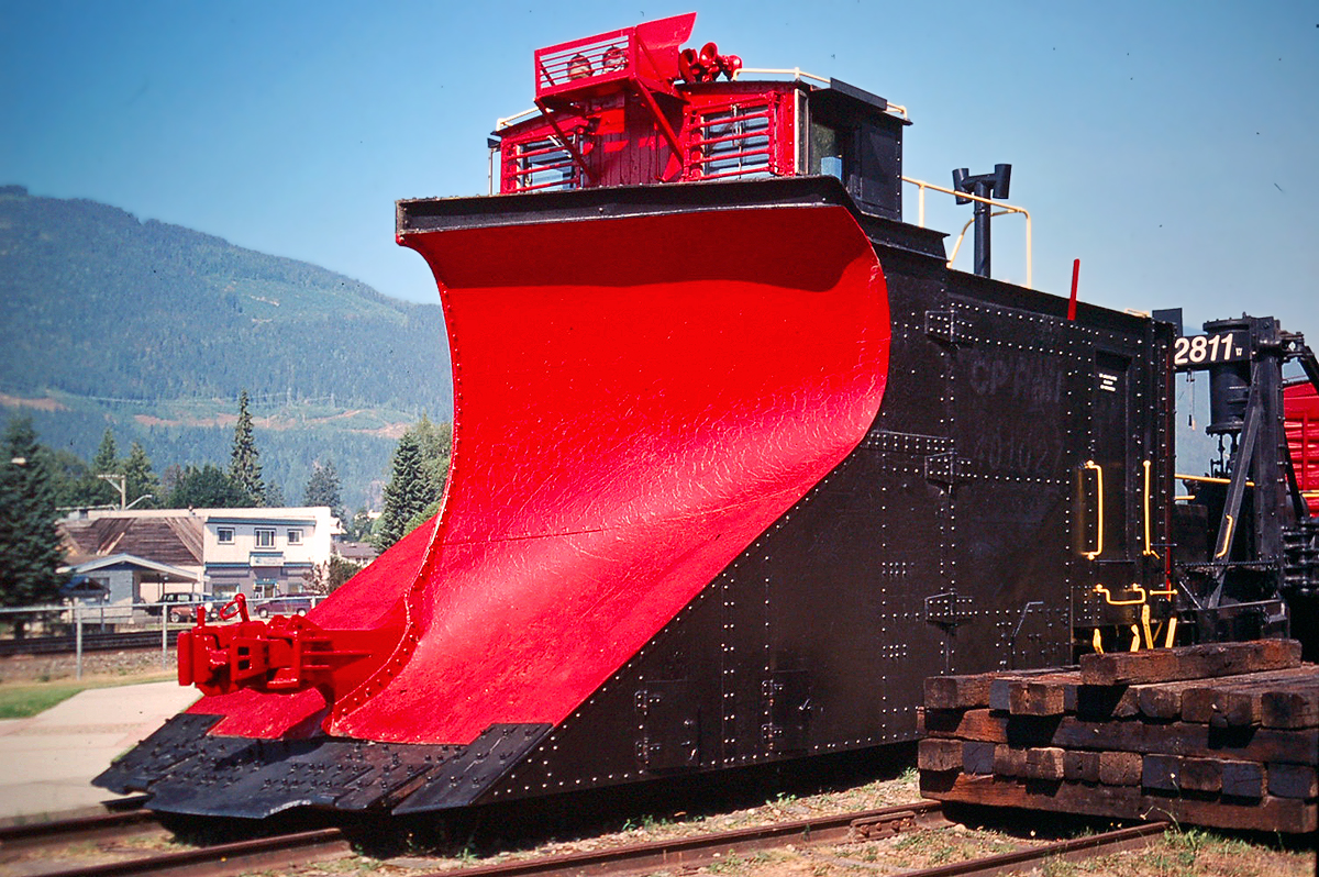 CP plow #401027 on display at the railway museum in Revelstoke, BC. For more pics & videos from my collection see  http://northamericabyrail.info  . (New trips added)
