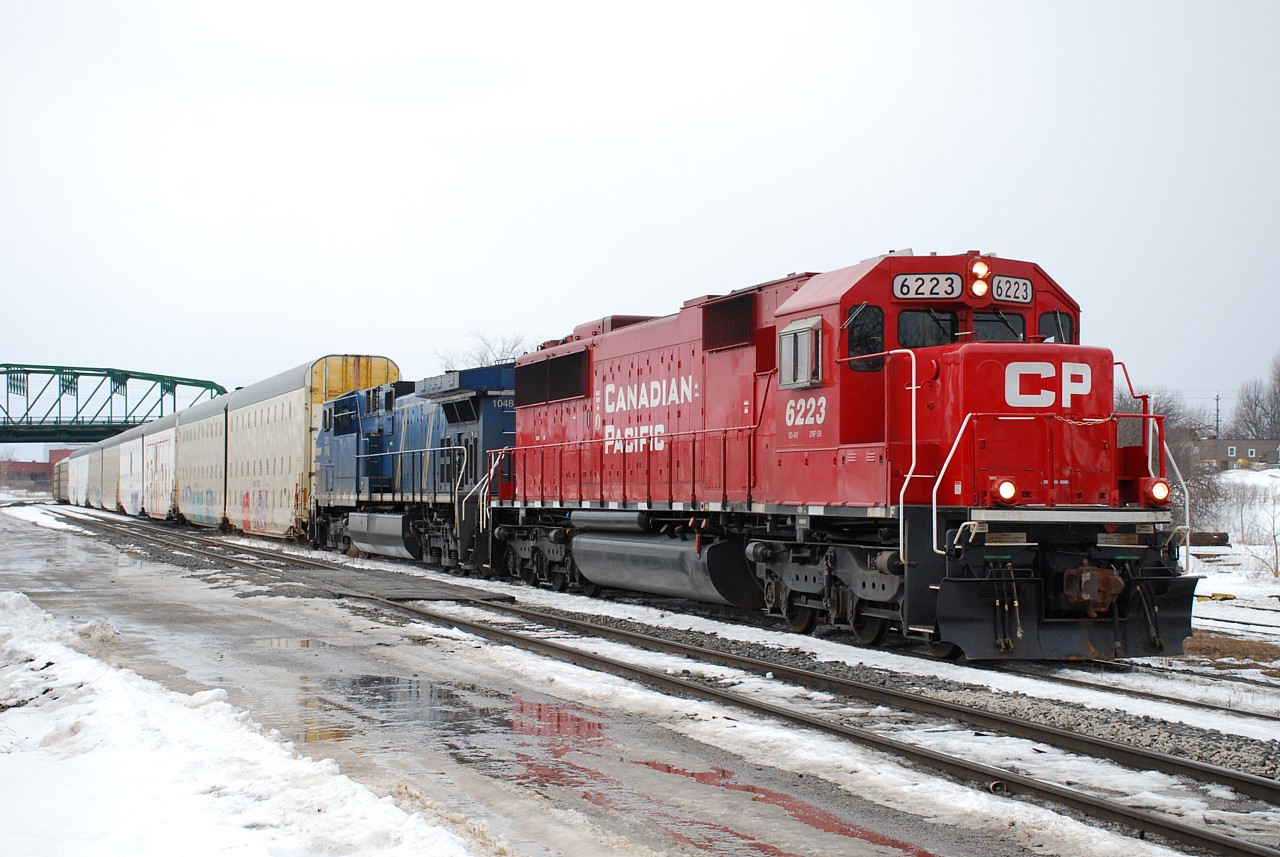 CP 246 was a rocket across the Hamilton Sub. today. They were first delayed about 3 hours in Smithville waiting for a broken rail to be replaced. They then arrived at Fort Erie right at dispatcher changeover and sat for another half-hour or so before anyone at CSX would answer the radio. It’s a good thing the engineer brought a copy of the Hamilton Spectator with him!