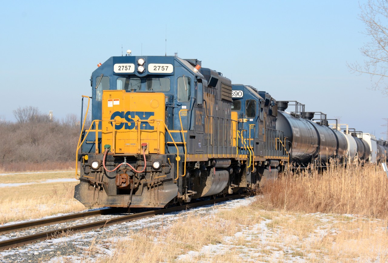 CSX2757 and CSX2690 near LaSalle Road south of Sarnia, Ontario.