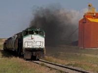 Great Western M420 #2001 does it's best to smoke out the elevator at Admiral SK