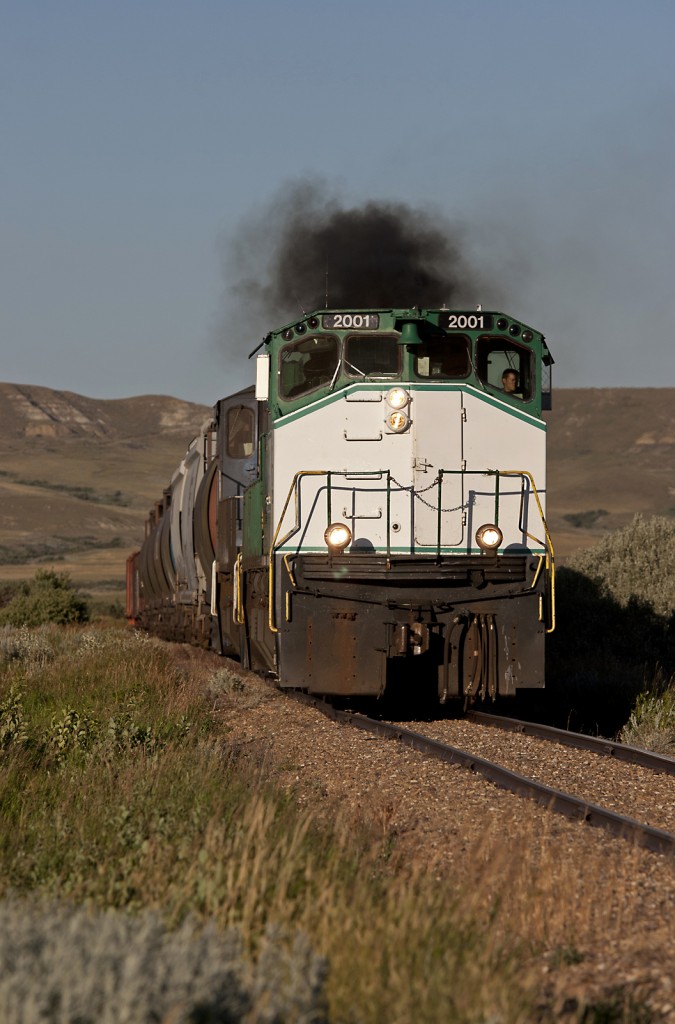 M420 2001 snarls out of the Frenchman River Valley.