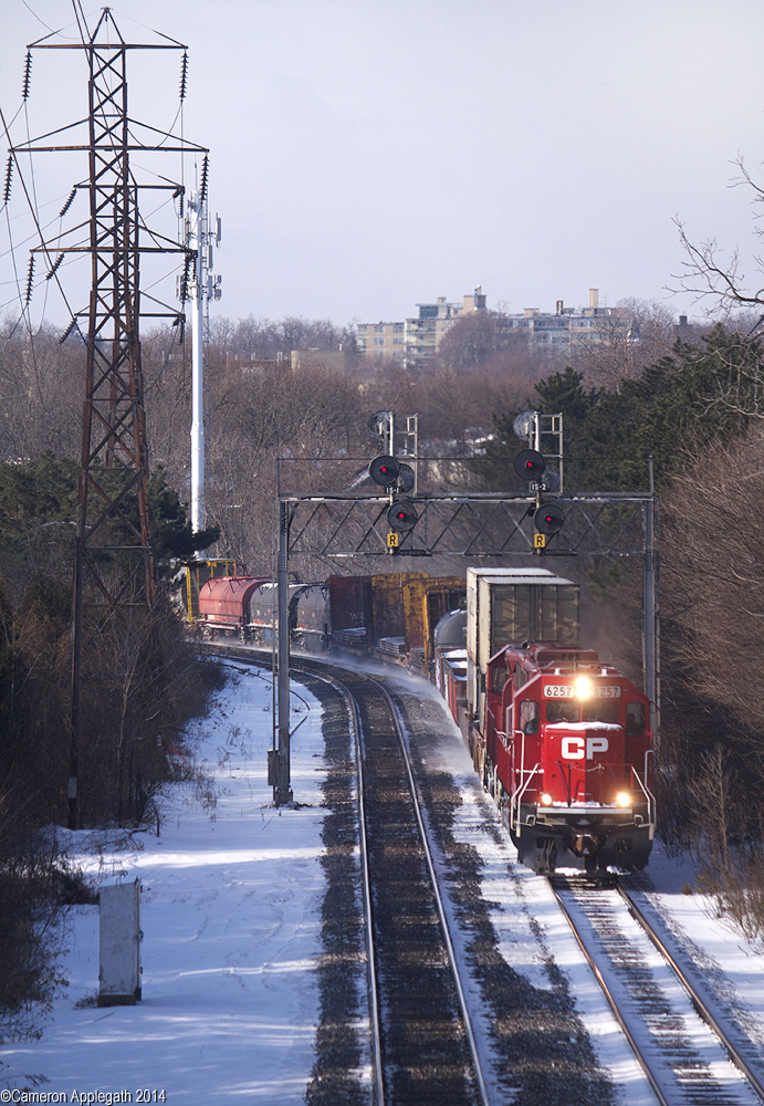 CP #420 east at Rosedale.