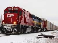 As my raifan friends and I arrived at Lisgar GO, CP 234 was already lined for the north track. A few minutes go by and not soon after, headlights can be seen at the Hornby dip. The power on this train made this catch a great way to start off the day!