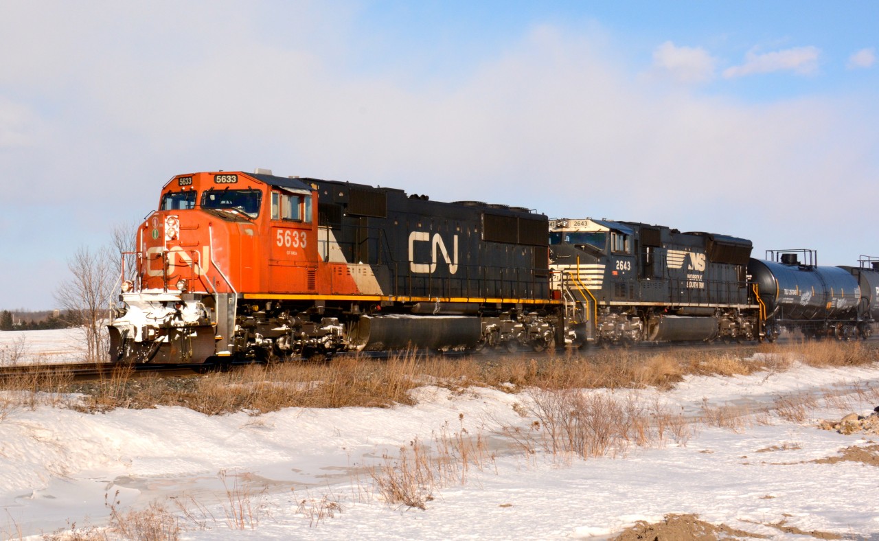 CN5633 with NS2643 west bound at Waterworks Road east of Sarnia.