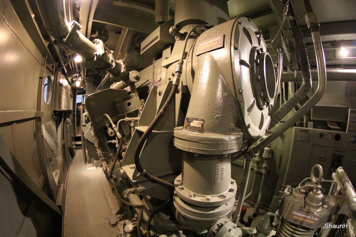 The insides of CN 9400!