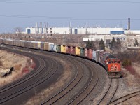 In response to Maxim Skorynin's photo of 570 departing Mac Yard, here's the same 570 departing Oshawa with 73 cars and 6700'.