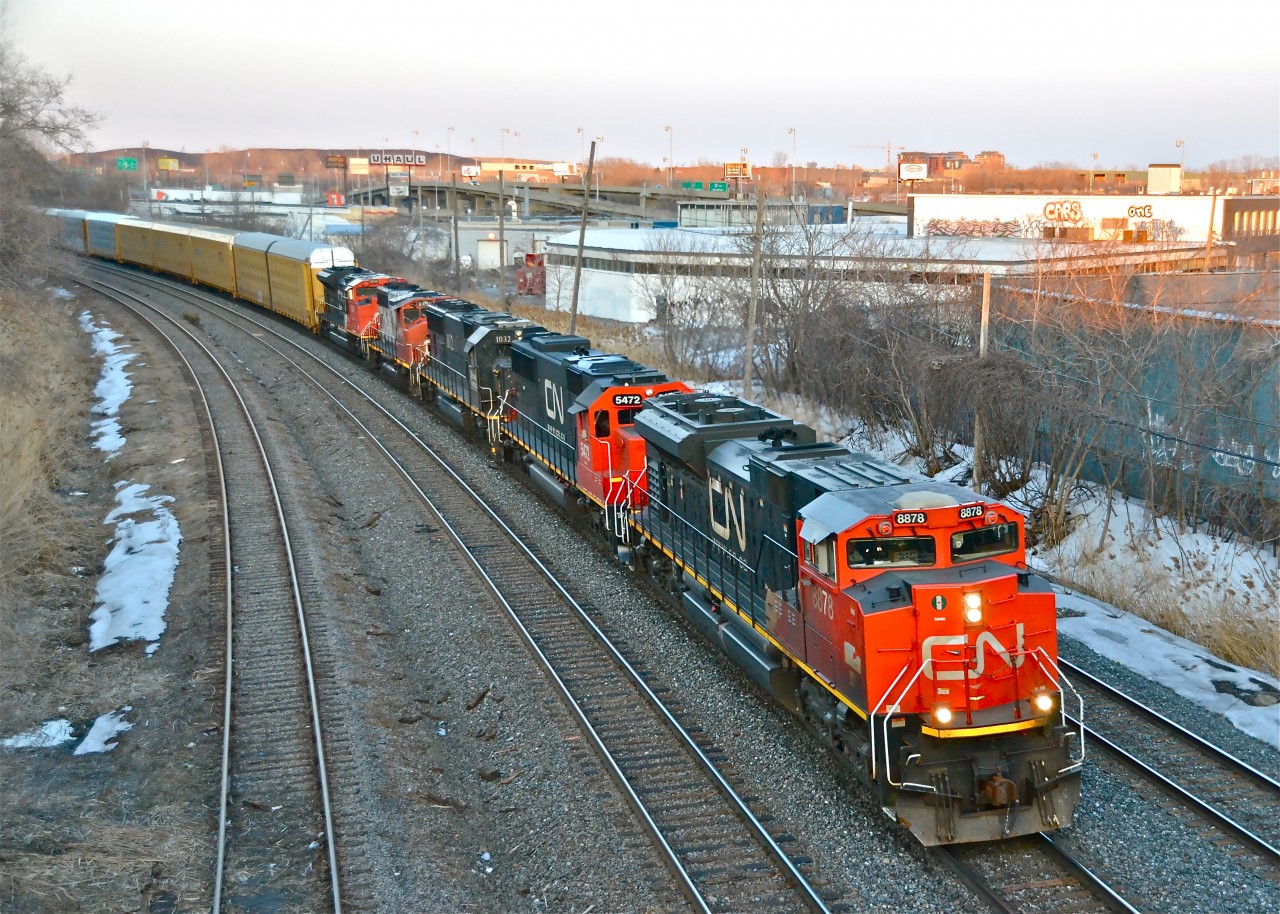 CN 401 had a nice lashup this evening: CN 8878, CN 5472, IC 1032, CN 9450 & CN 8849. For more train photos, click here.