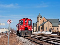 With work completed at Ingersoll, the 10:00 Woodstock Job heads back down the Port Burwell Subdivision for home.