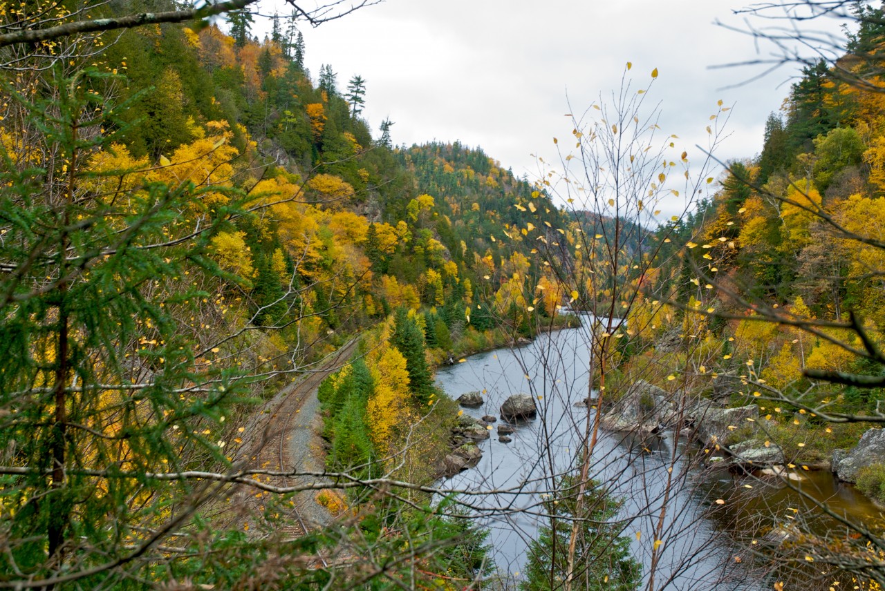Then and Now.
This is photo taken from the same location as the 1920's postcard.
https://picasaweb.google.com/lh/photo/w756sJZnu45oLPCJTGg_YNMTjNZETYmyPJy0liipFm0?feat=directlink
Even though the postcard says Mile 114, it is actually at the Mile 115 marker.
It was a very cool experience to look through the lens and see the same scene.