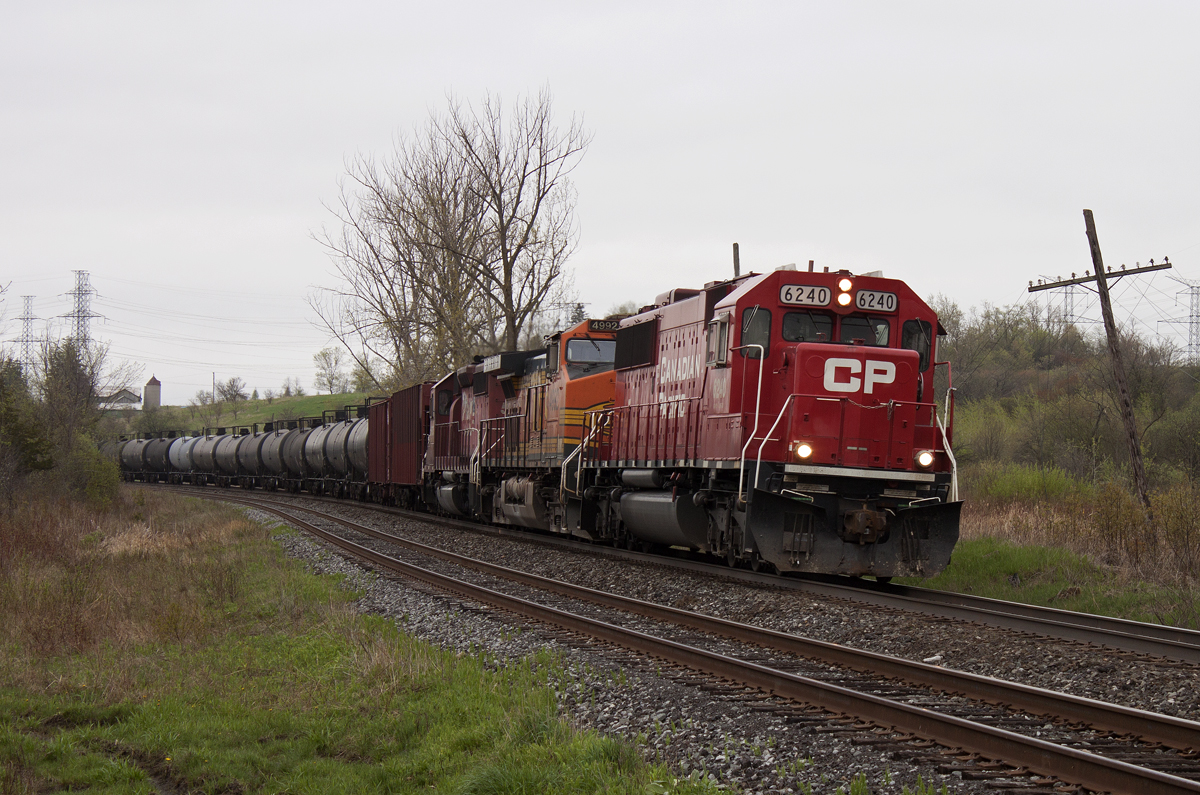 CP 642 begins it's trip towards Smiths Falls as they hit the S curve at Cherrywood.