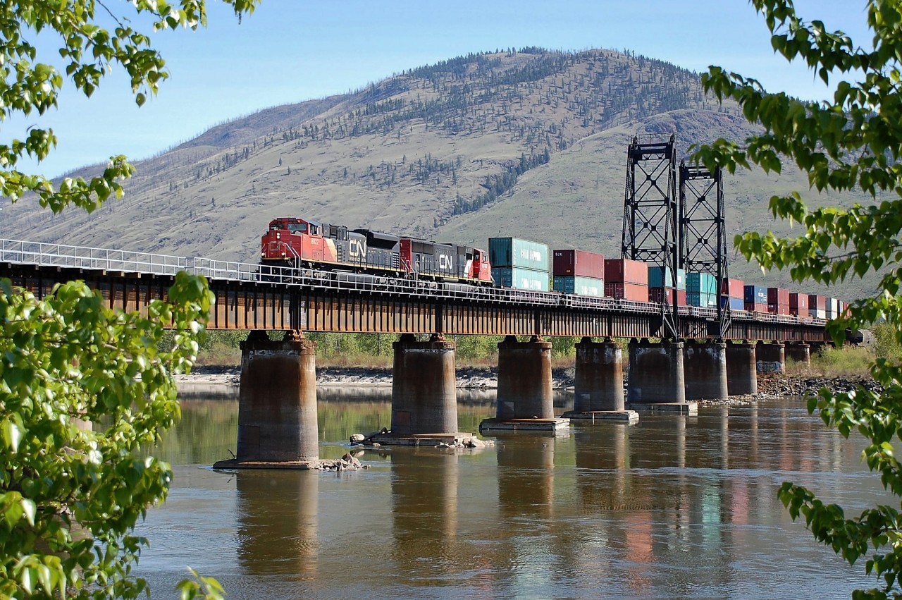 CN nos.8922 & 5742 are crossing the N.Thompson River in Kamloops in charge of a westbound Intermodal.
