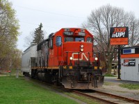CN 580 hauled what could be the last load to Ingenia today. CN has notified Ingenia that they intend to embargo the Burford Spur on Wednesday, May 14, 2014. Since the Burford Spur runs within the Clarence Street right of way for a few blocks, Brantford City Council will decide on Monday, May 12 if the rail line will continue on or if it will be removed for much needed road improvements. Too bad "Jazz it UP!" isn't open yet, 4721 could use some attention.  