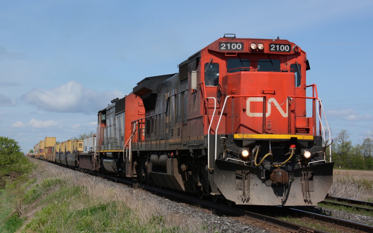 CN2100 with CN5557 east bound at Waterworks Road.