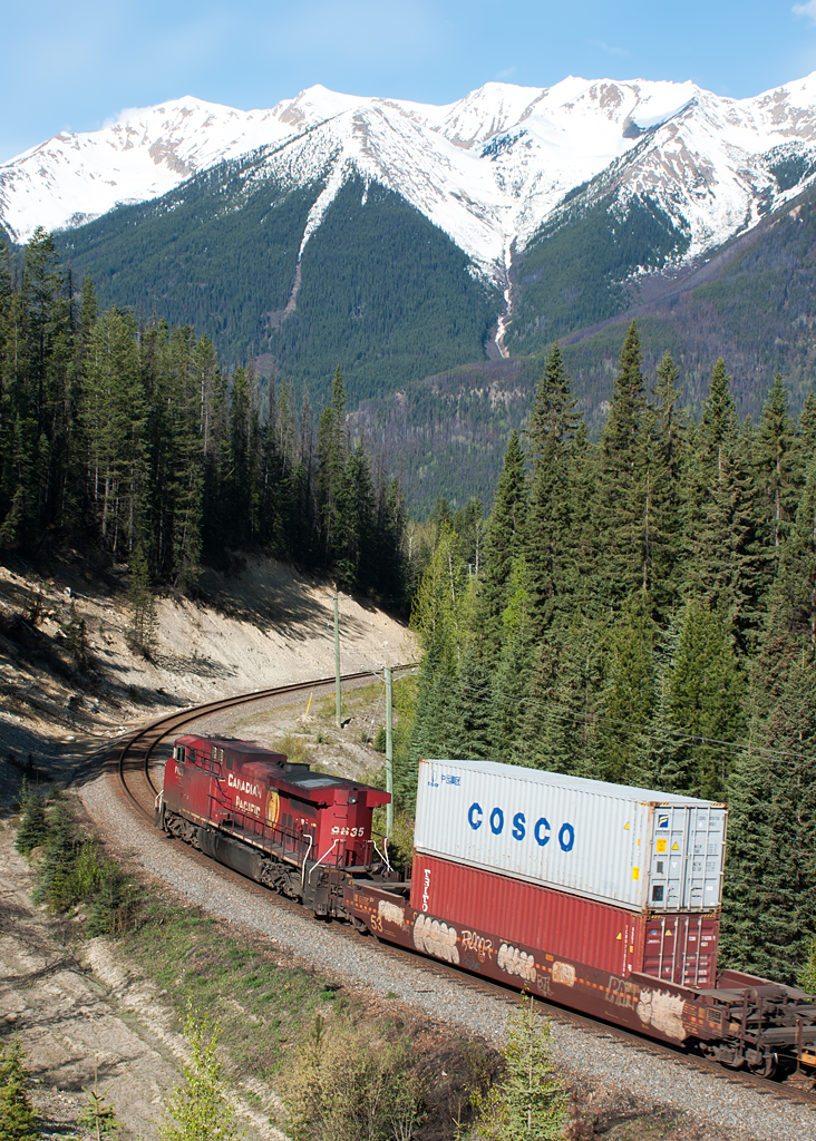 Westbound at Beavermouth with an AC44 on both ends.
