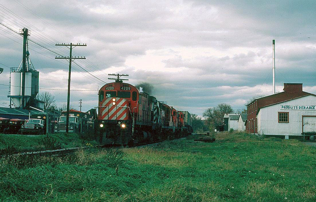 CPR Eaxt 4209 East at Lennoxville, Quebec, April, 1986.