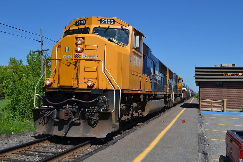 214 lead by 2103 thunders through New Liskerd on route to North Bay