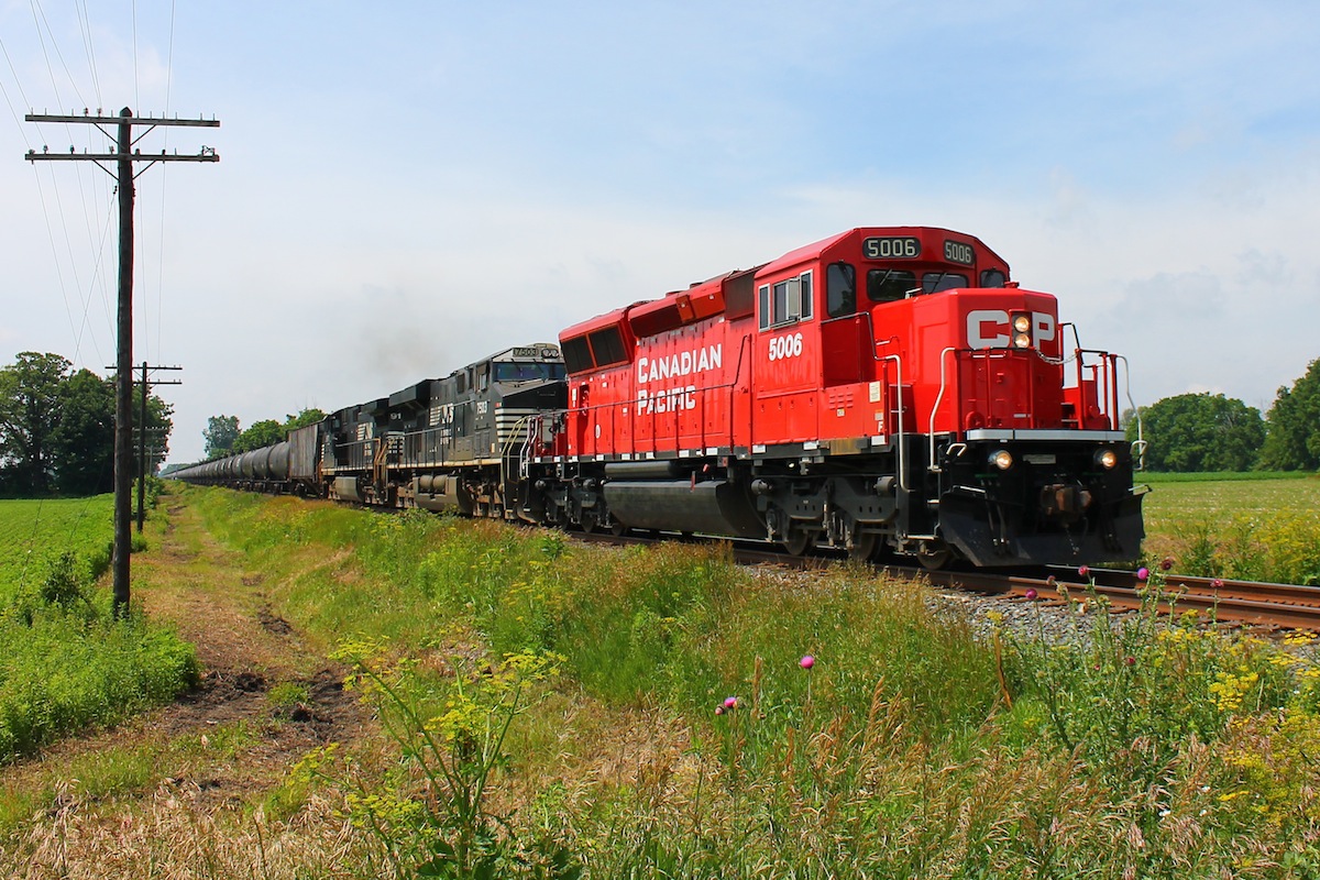 As everyone ends the month of June with a bang with Canada Day fireworks CP helps us railfans end June and bring in July with a bang as well by treating us to this great looking lash up on Ethanol train 640 lead by SD30ECO 5006 ( ex CP SD40-2 #5869 ), NS 7503 and NS 9171.