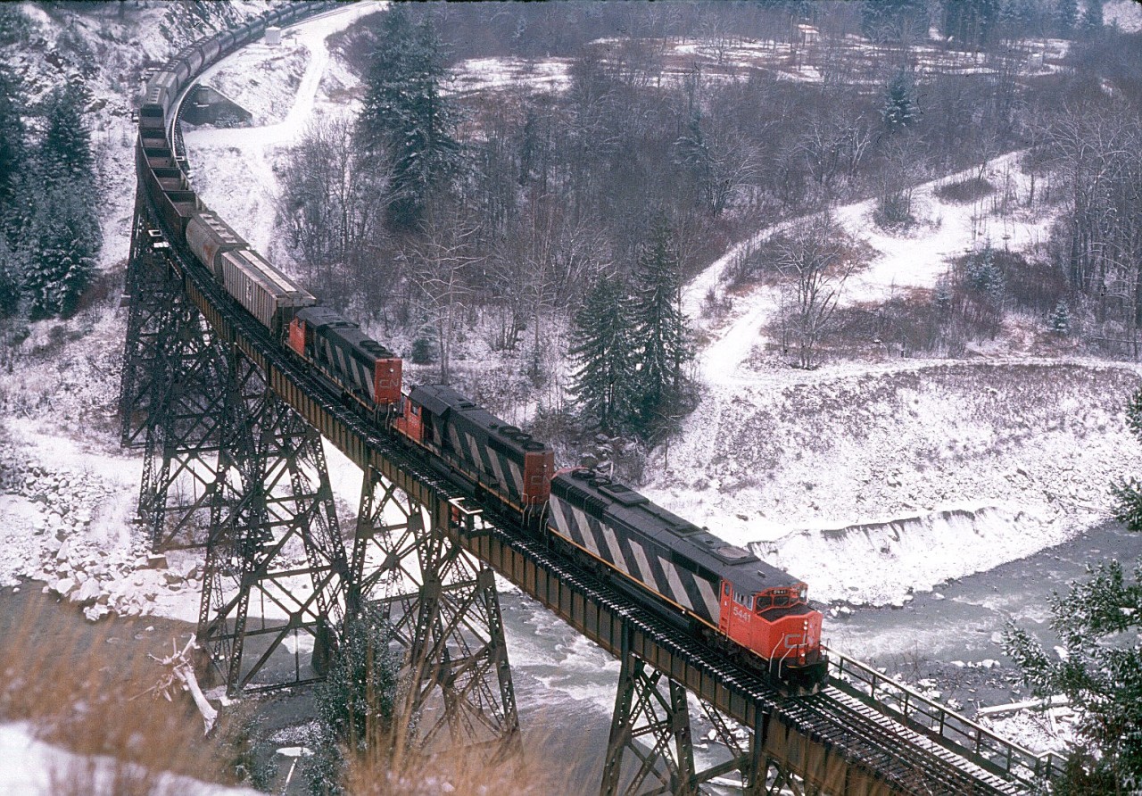 CN 5441 east at Ainslie Creek Bridge just west of Boston Bar, BC in January, 1990.