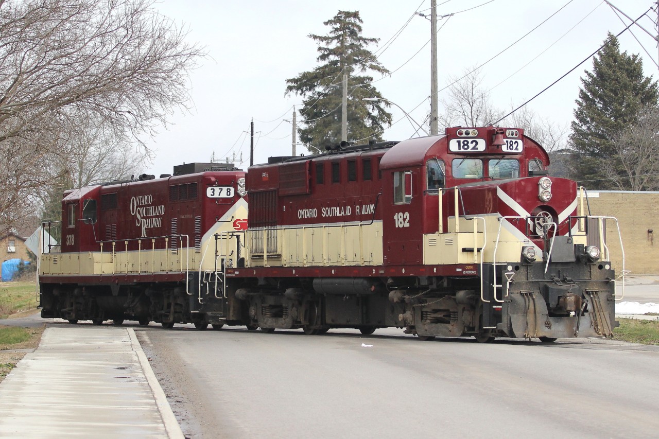 Ontario Southland units 378 and 182 running light in Ingersoll, Ontario