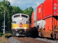 Memo Noted : Do Not Delay. Flying through Medonte, CP 4107 South has her train well in hand as they meet CP 119 who's pulling up to the north end of Medonte. 