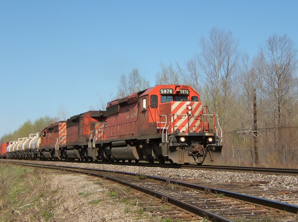 After working the interchange dropping off empty newsprint cars, the daily OVR manifest 430/431 continued to Smith Falls.