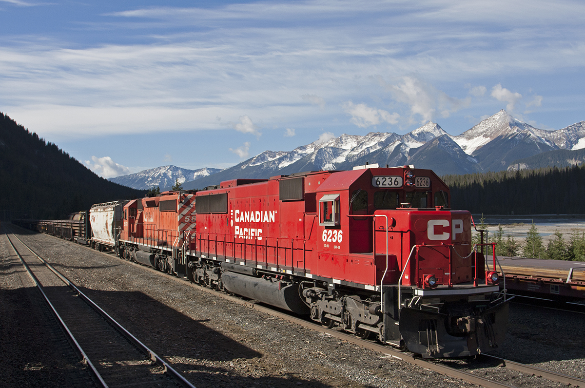 All tied down awaiting a new crew.