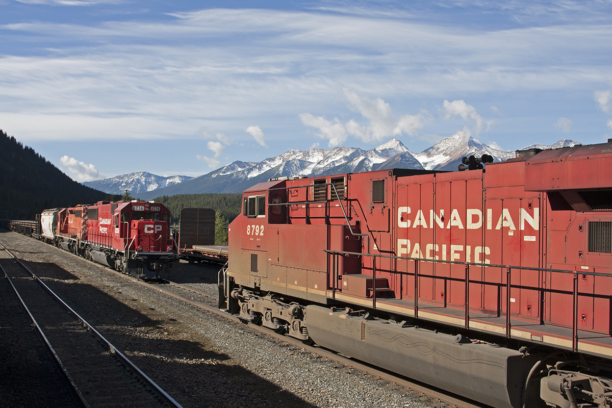 All tied down awaiting a new crew.