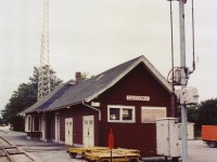 Here's a glimpse of the old CN station at Caledonia, as of today, still standing. Small town stations are few and far between these days. This one was fortunate to escape the wrecker's ball; as CN looked for permission to pull it down in 1978, one year after the signal and pole was removed, in turn a year after this photo was taken. This is Southern Ontario Railway territory now.