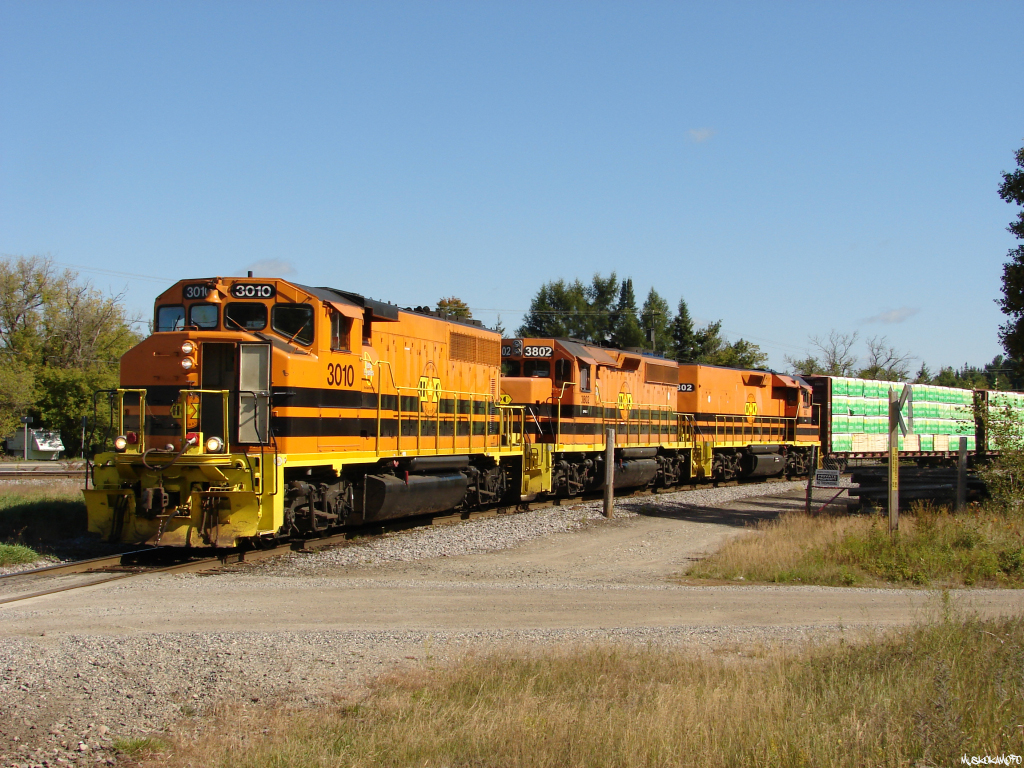 HCRY's Espanola Turn - Work HCRY 3010 takes the South leg of the wye onto the Little Current spur heading for Espanola to switch out the Domtar plant.