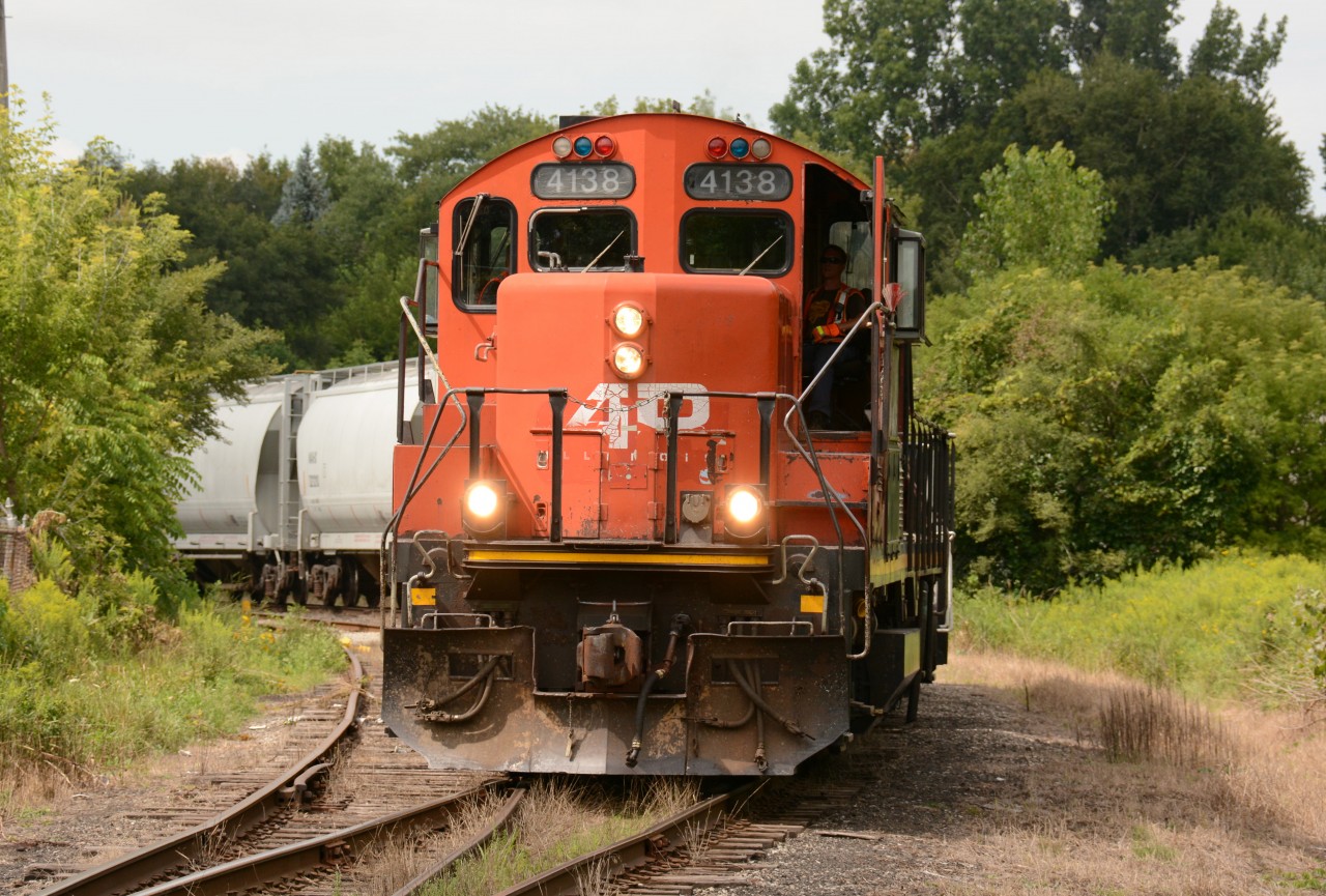 CN4138 still showing AR Illinois lettering from the movie "The Wrong Guy" filmed in 1997.