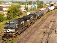 NS9142 with NS9316 lead CN train 501 west bound out of Sarnia.