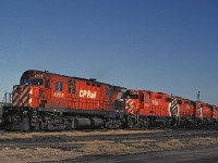 Power laying over in South Edmonton yard. One of the few (maybe only) times I saw an MLW on in Edmonton during my time there in the mid-'80s.