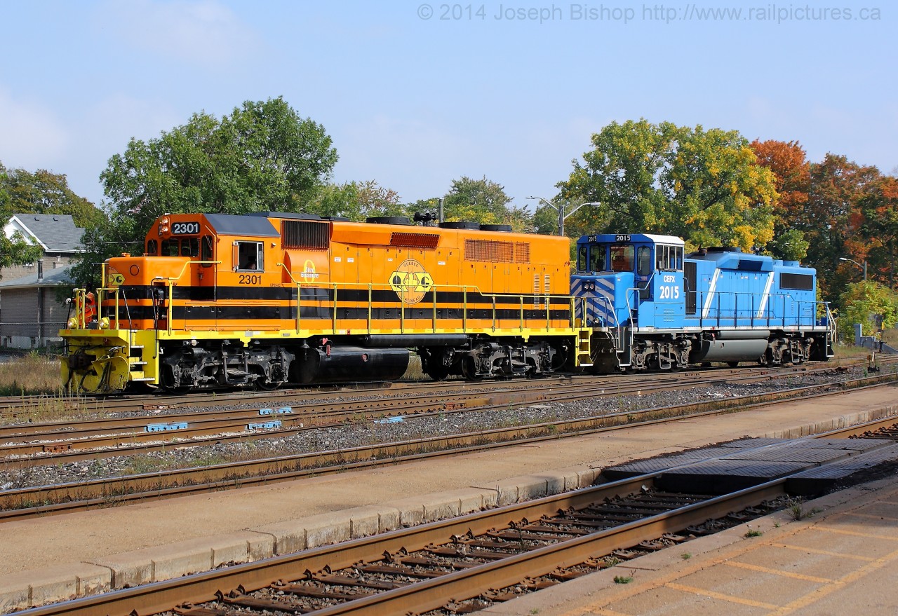 SOR made a surprise daylight run to Brantford yesterday to lift 23 tank cars from the yard.  They came up with QGRY 2301 and CEFX 2015, 2301 arrived on the SOR last Friday and is the first G&W painted locomotive to be on the SOR.  Thanks to Bill Turner for the heads up on this one and James Gardiner for waving me down as I was about to leave!
