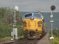 Ontario Northland FP7A 1509 leads the southbound Northlander into the station at North Bay. 