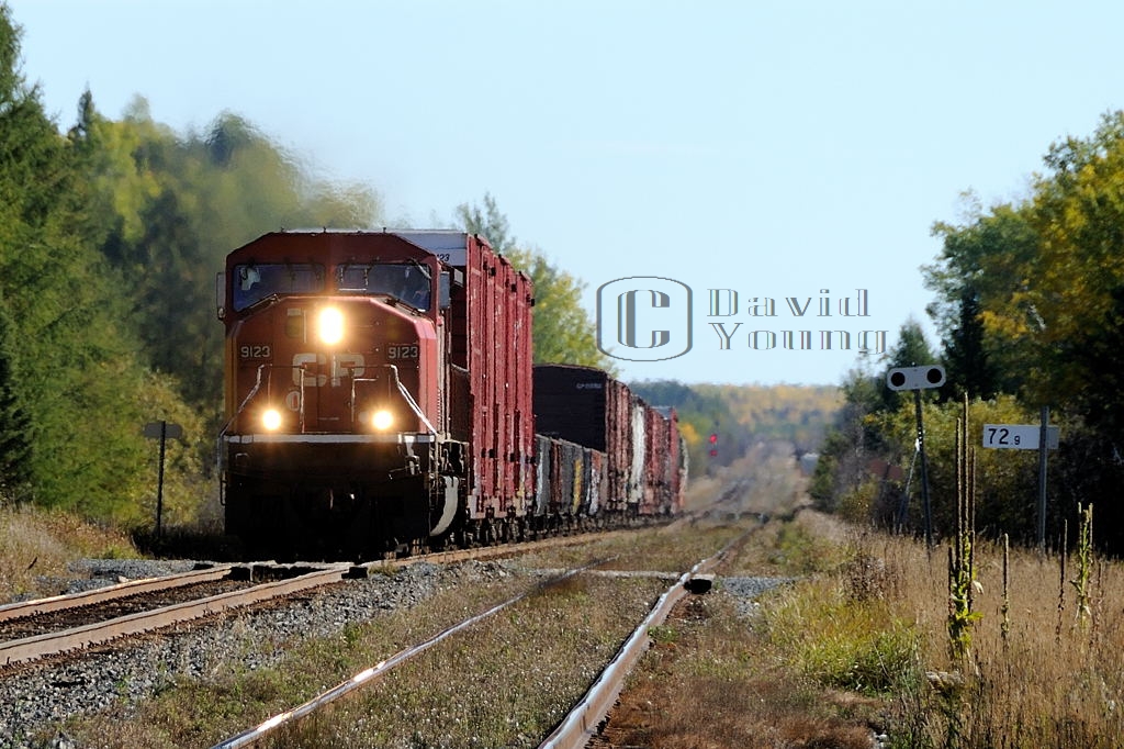 CP 9123 is having no difficulties today as the only power on this days version of the "paper train", albeit a short one, racing along the 'Savanne flats', enroute for a crew change at Ignace.